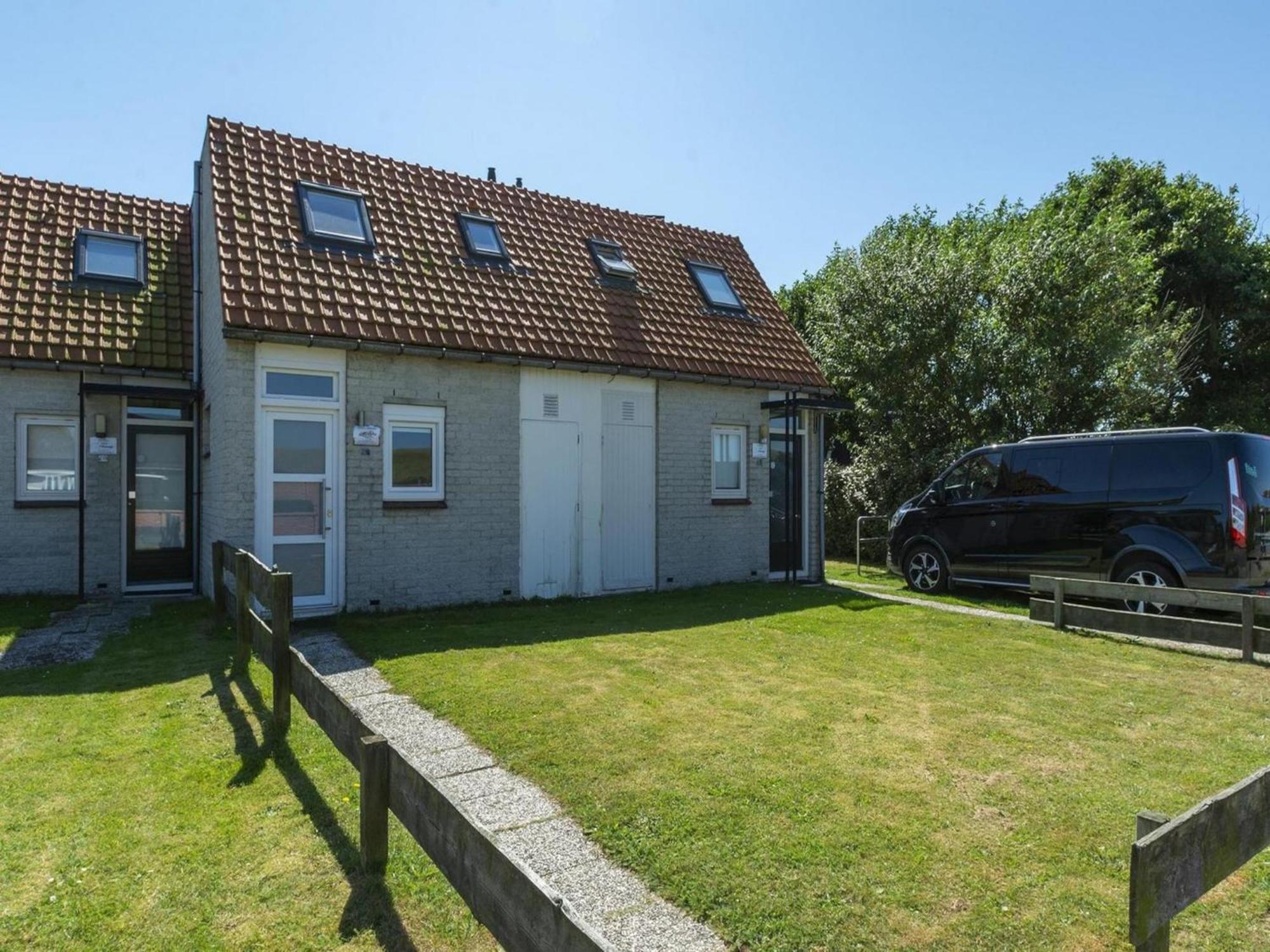 Cozy Holiday Home With Lawn Callantsoog Eksteriør billede